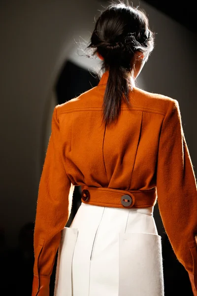 Look 24